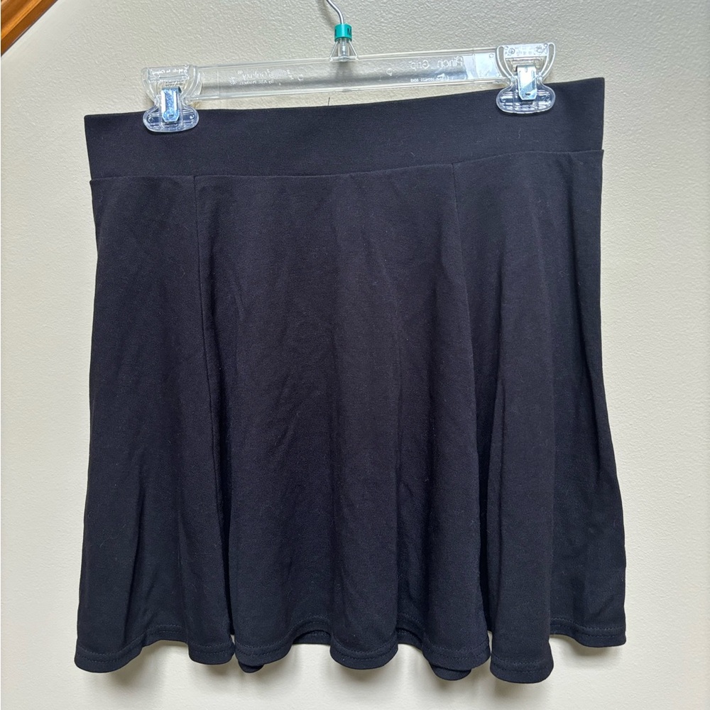 Women’s black shirt